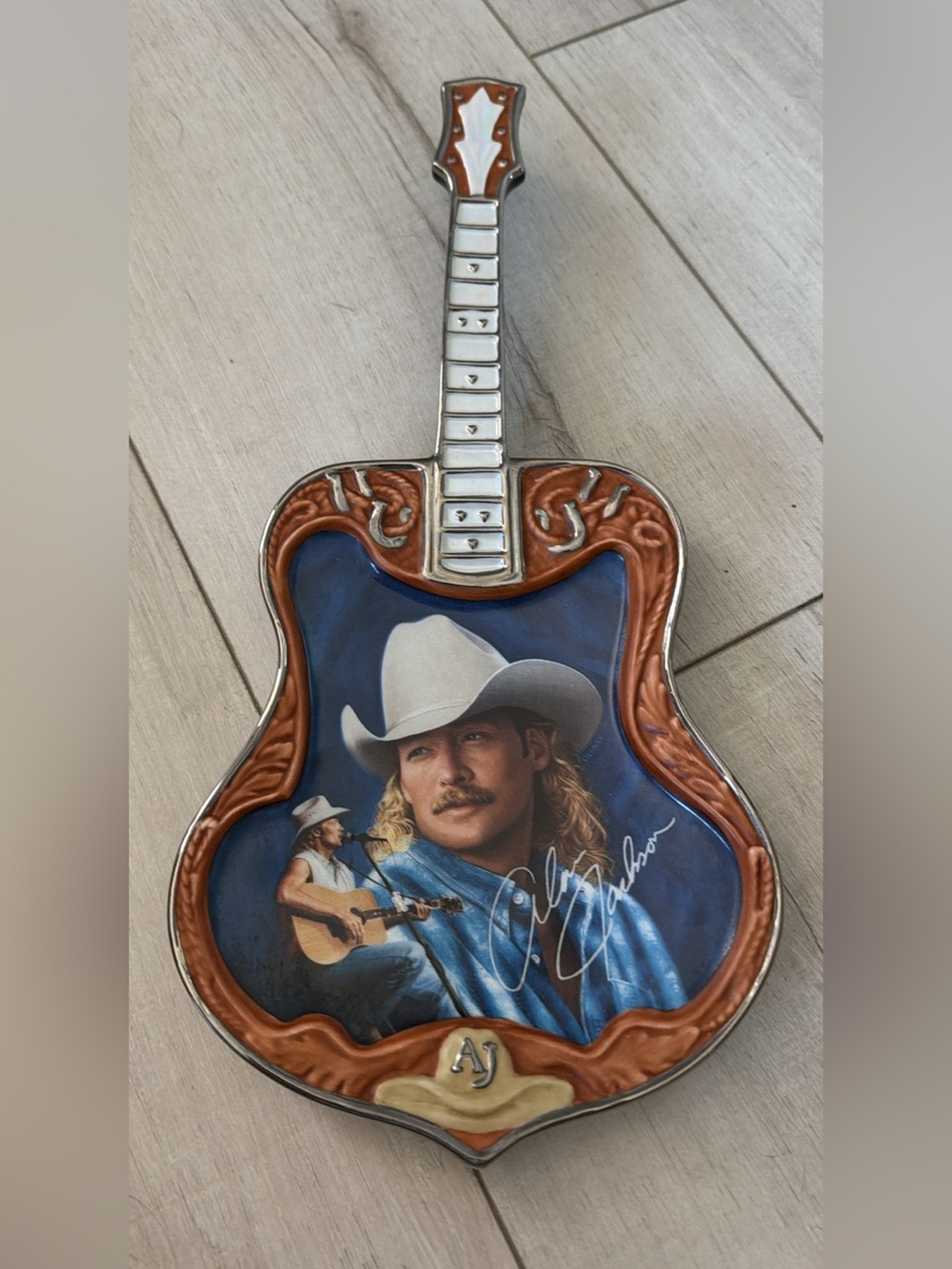 Bradford Exchange Alan Jackson 'Working Class Hero' Guitar-Shaped  Plate
